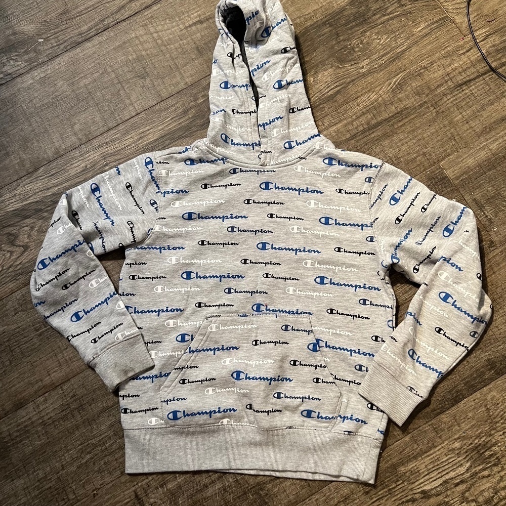 Champions 2 hoodies kids size M preloved